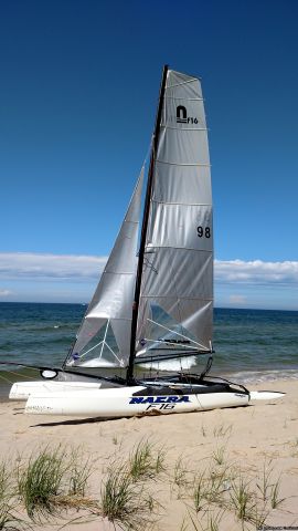 Nacra_whole_boat1.jpg
