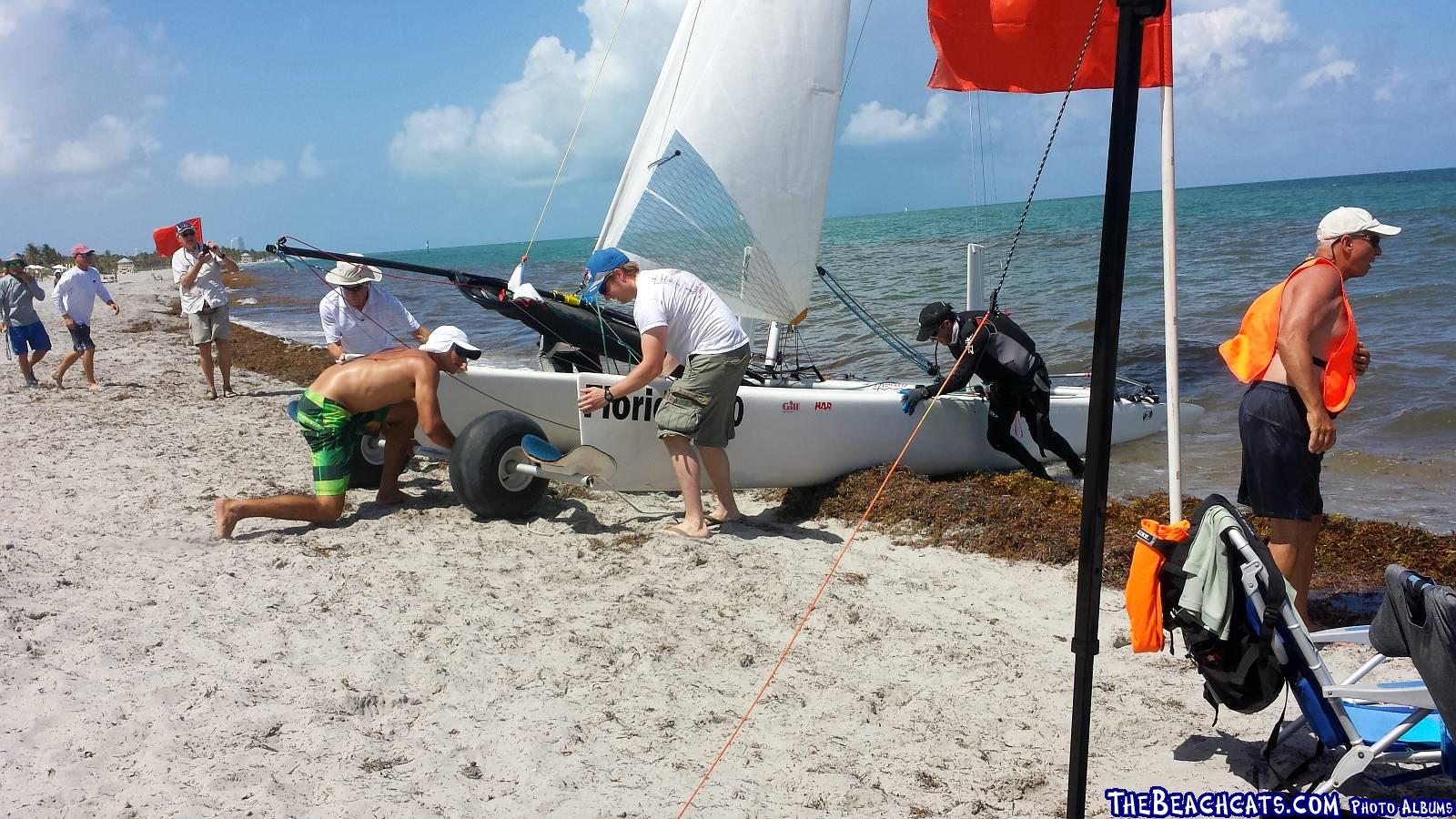 damon-2015-florida-300-day-one-s4-087.jpg