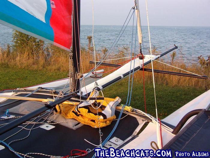 The Snuffer is very easy to operate, you release one wire while you start to pull on the other. Hoisting and lowering only takes