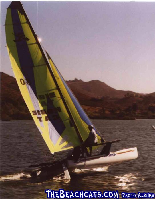 Hobie Pacific 18 sailing Lake Hodges CA