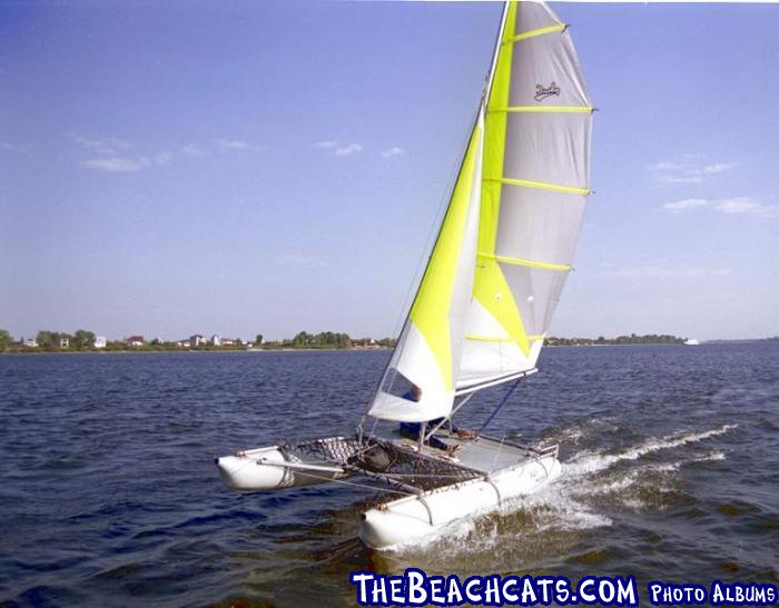 Ducky18 - inflatables catamarans (1)